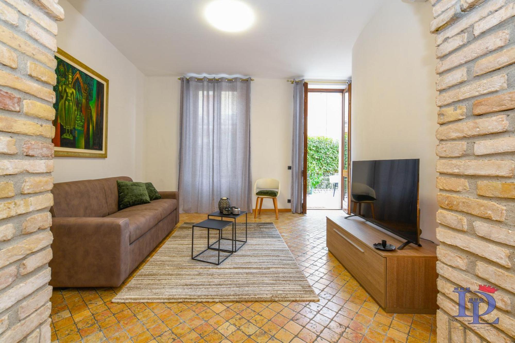 Desenzanoloft Official Partner Marriott Homes & Villas - Let It Be A Dream - Renovation 2025 Lake View Desenzano del Garda Kültér fotó